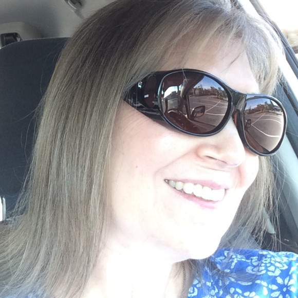 Meet your Posher, Paula - Picture 1 of 1